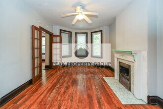 Building Photo - 2125 W Clifton Ave