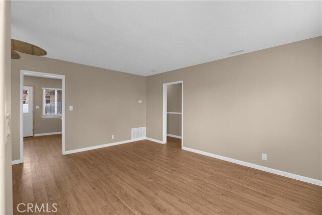 Foto del edificio - 303 E Mayfair Ave