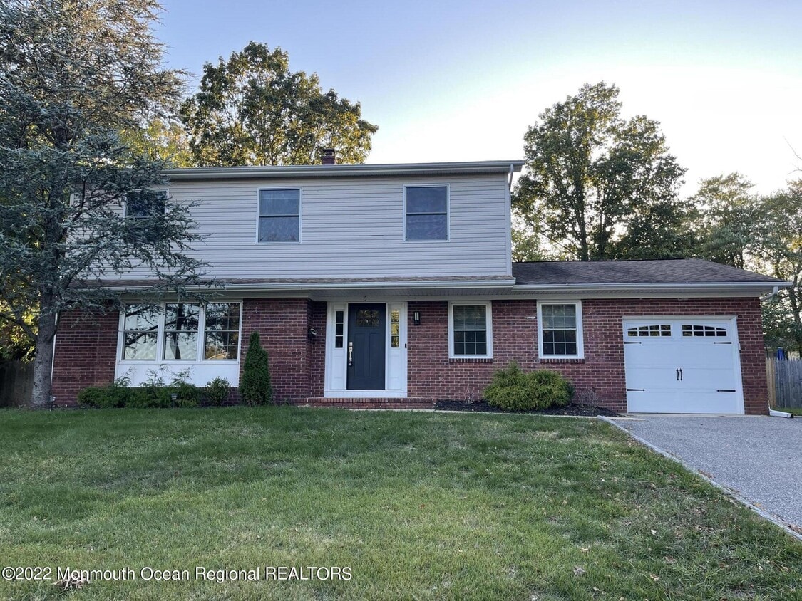 Primary Photo - 5 Stockport Way