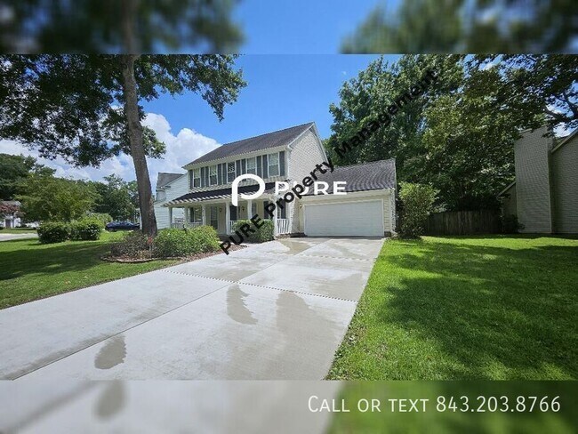 Foto del edificio - 223 Candleberry Cir