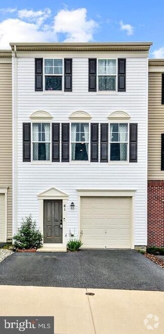 Building Photo - 41 Rapidan Dr
