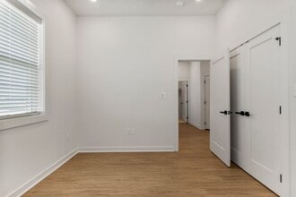 Interior Photo - Flyway Crossings