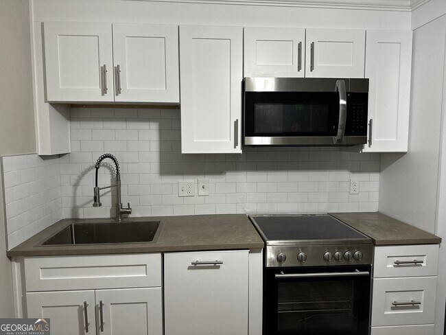 Foto del edificio - 4540 Flat Willow Pl