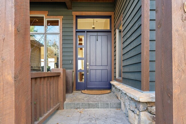 Foto del edificio - 6035 Mountain Ranch Dr