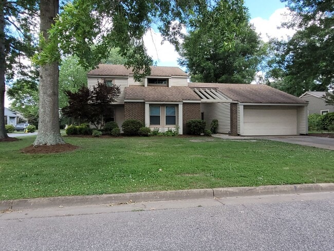 LAKE CHRISTOPHER - LAKE CHRISTOPHER House