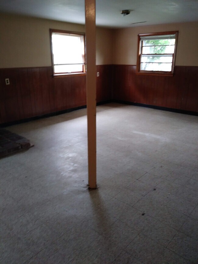 Lower Level - 4113 Wooded Way