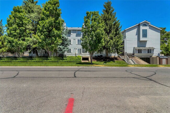 Building Photo - 642 N 200 E