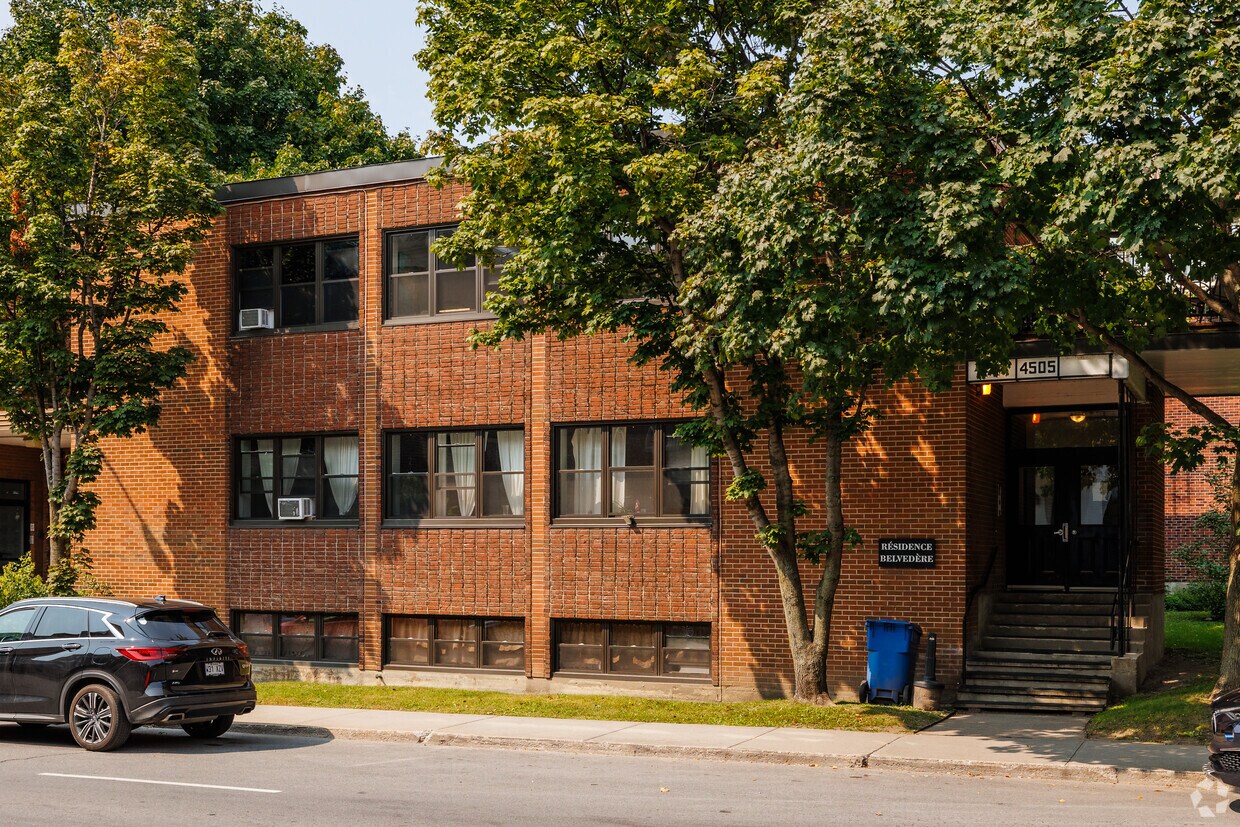 Primary Photo - 4505 Rue Sainte-Catherine