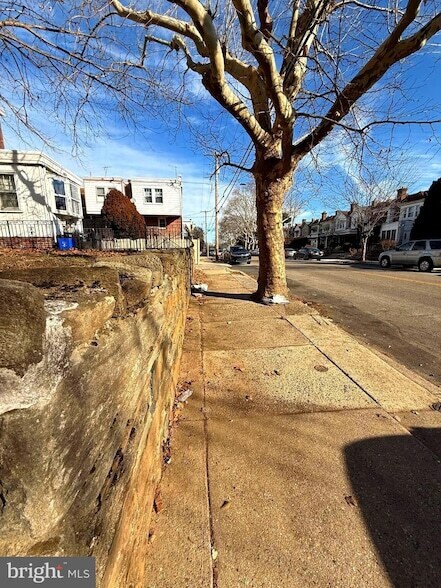 Foto del edificio - 5118 Oakland St