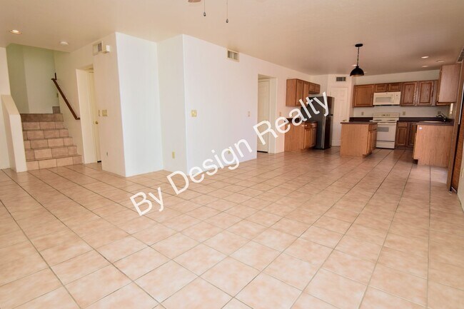 Building Photo - 2926 N Cardell Cir
