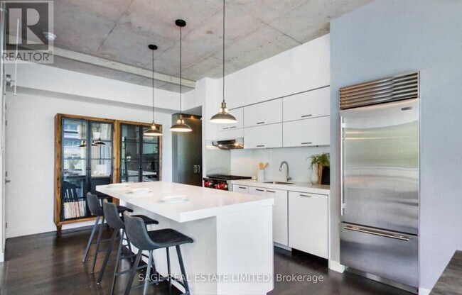 Photo du bâtiment - 55 Stewart St