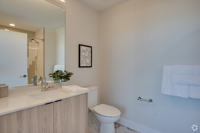 Interior Photo - The Avra West Loop