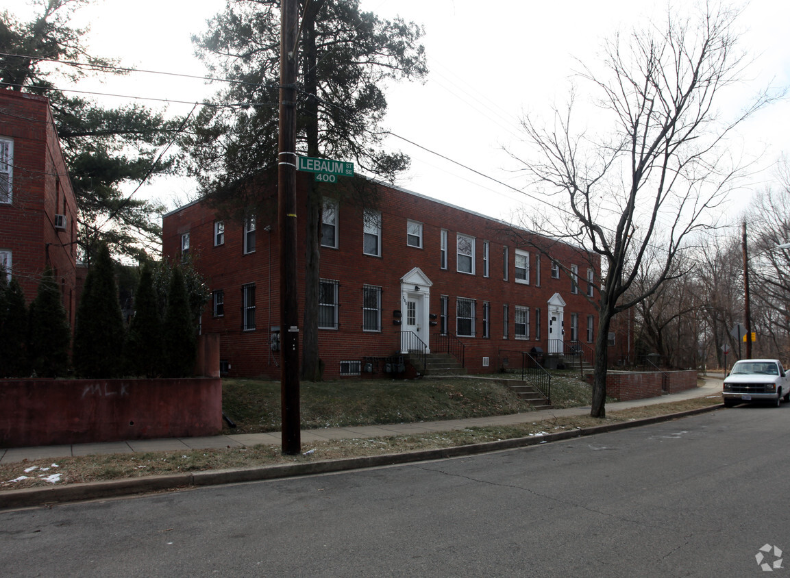 Building Photo - 407 Lebaum St SE