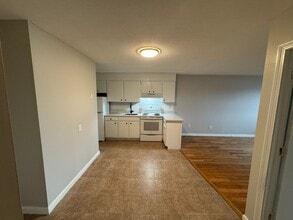 Building Photo - 50 Danbury Dr