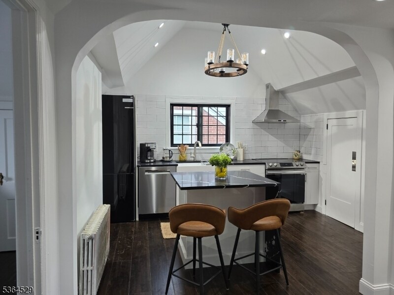 Foto principal - 83 Rollins Ave