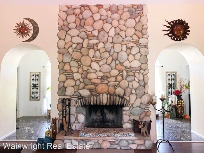 Building Photo - 4 br, 3.5 bath House - 1316 SHIPPS CABIN RD