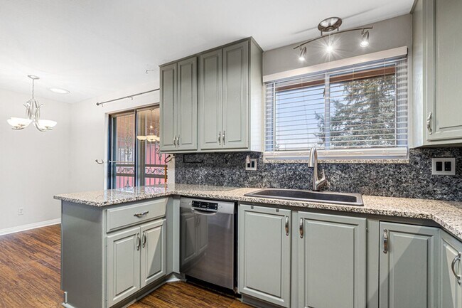 Foto del edificio - Ranch Style Home in Acres Green!