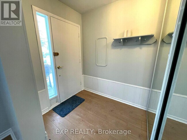 Building Photo - 184 Hollyberry Trail