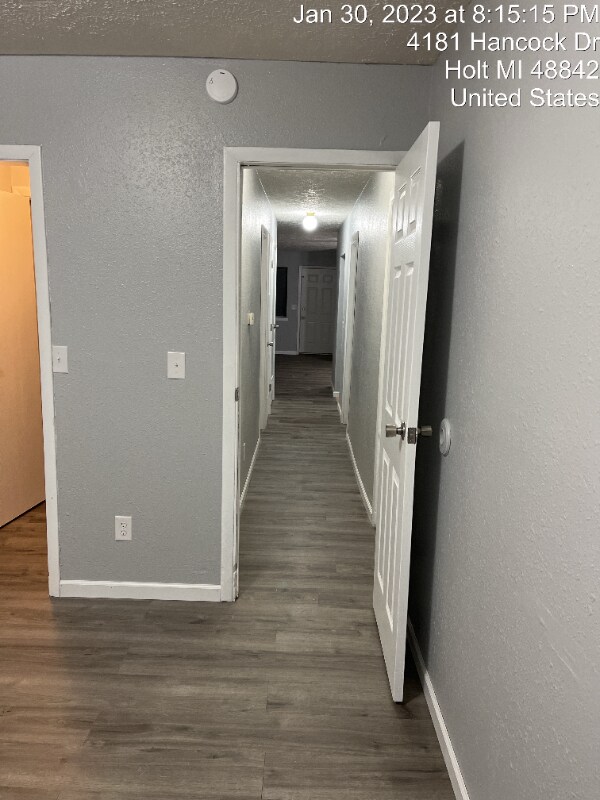 Foto del edificio - 4181 Hancock Dr