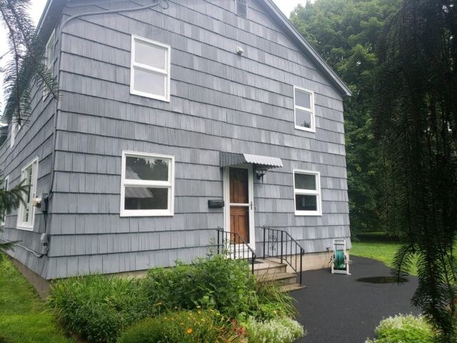 Primary Photo - 42 Academy St