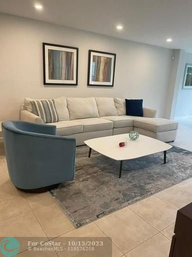 Foto del edificio - 350 Oaks Ln