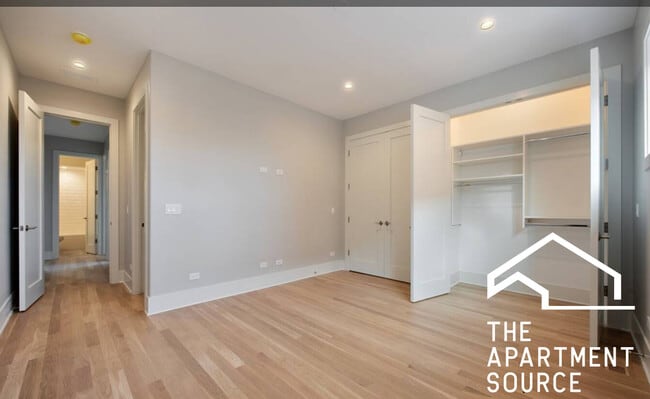 Foto del edificio - 4133 N Kenmore Ave