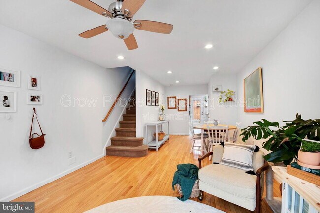 Foto del edificio - 217 Watkins St