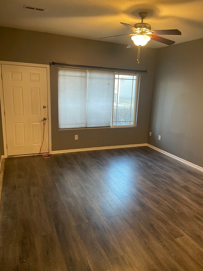 Foto del edificio - 1124 NE 7th Ln