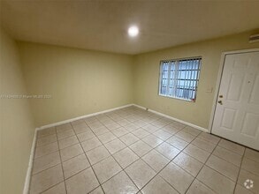 Building Photo - 1225 W 30th St
