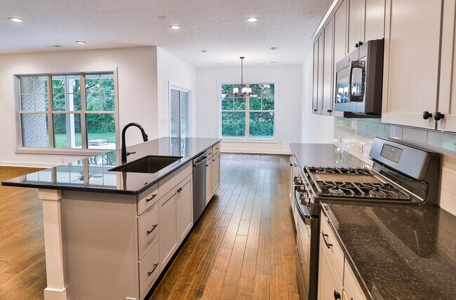 Foto del edificio - 1222 Warrior Ln