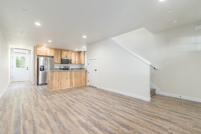 Foto del edificio - 2104 Westwood Ln