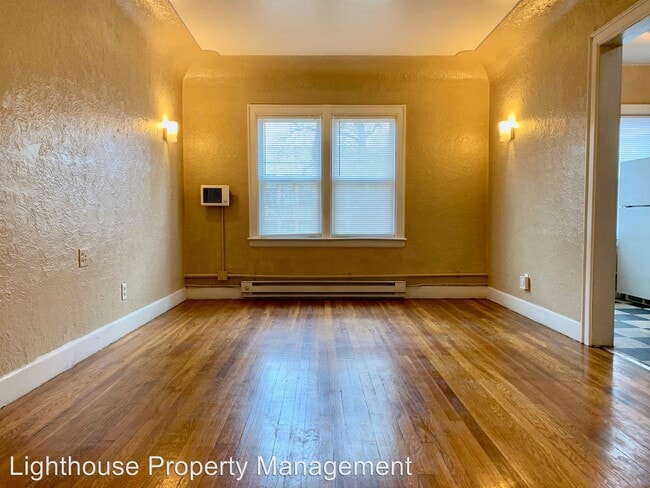 Foto del edificio - 2114 Buchanan Ave SW