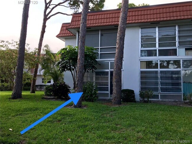 Building Photo - 2600 SE Ocean Blvd