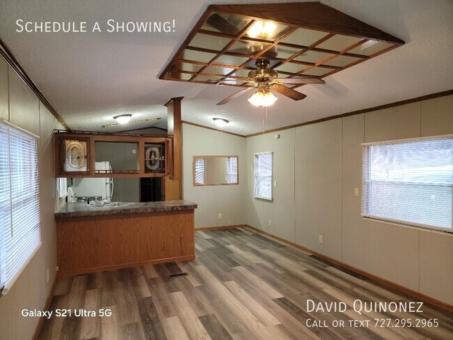 Foto del edificio - Sale Prices Starting at: $36,999 or Lease ...