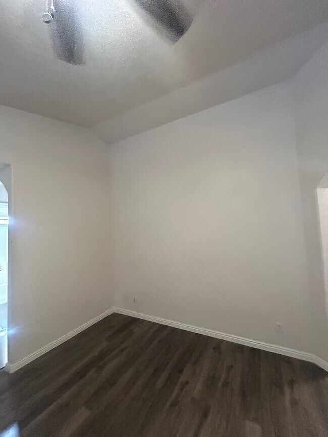Foto del edificio - 2695 E 370 N