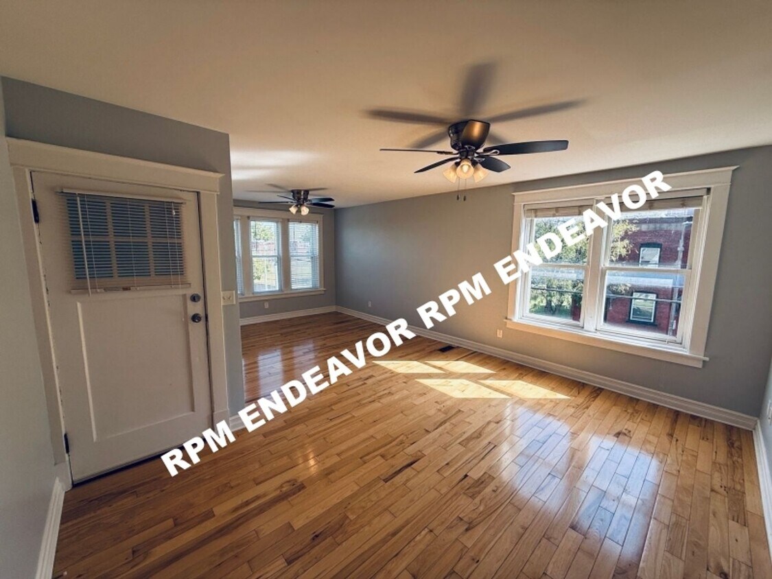 Foto principal - 2300 Allen Ave