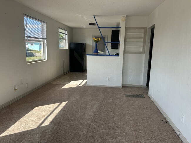 Foto del edificio - 101 Sunrise Blvd