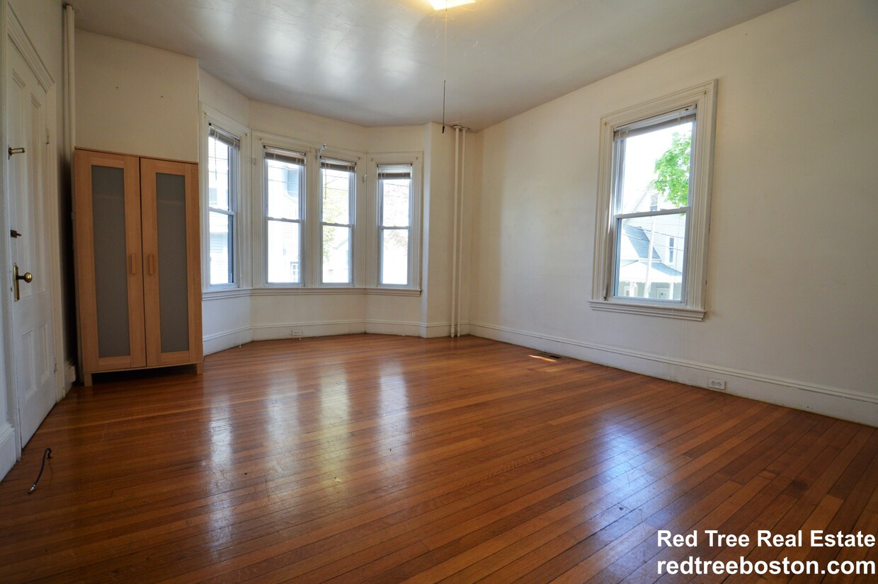 Foto principal - 105 Forbes St