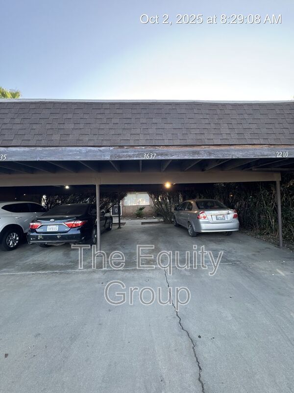 Foto del edificio - 3637 W Colonial Ave