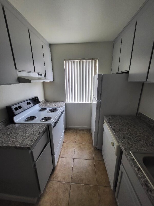 Foto del edificio - 4890 N Backer Ave