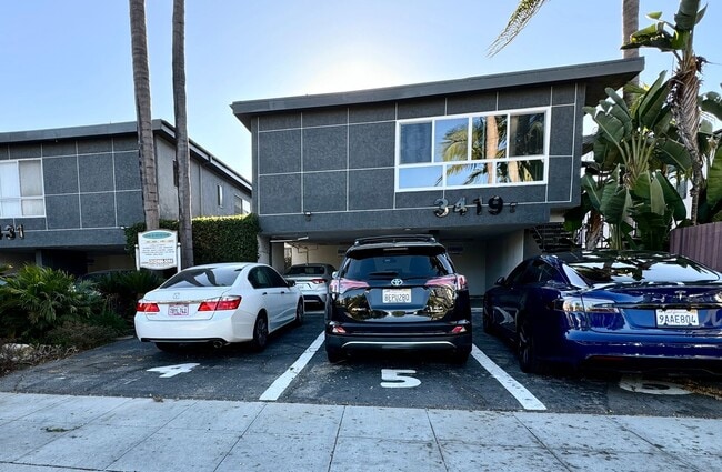 Foto del edificio - 3419-31 Keystone Ave