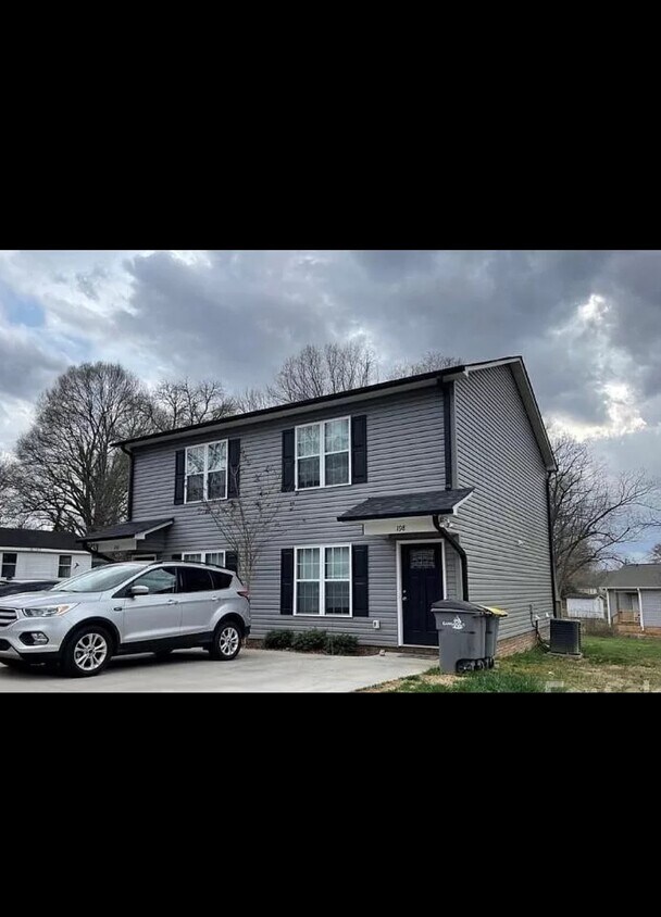 Foto principal - Franklin Avenue, Duplex