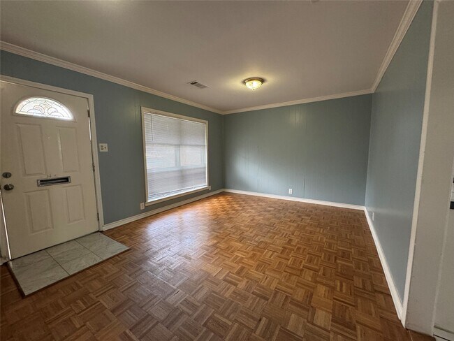 Building Photo - 4206 Gardendale Dr