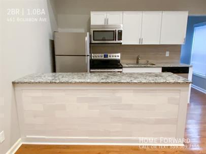 Foto del edificio - 461 Bourbon Ave