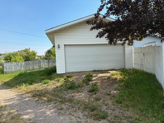 Building Photo - 10-19 9 Street Close