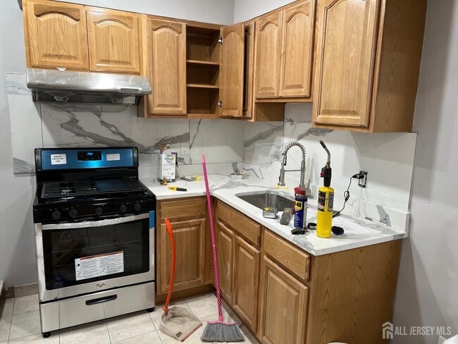 Foto del edificio - 158 Terrace Ave