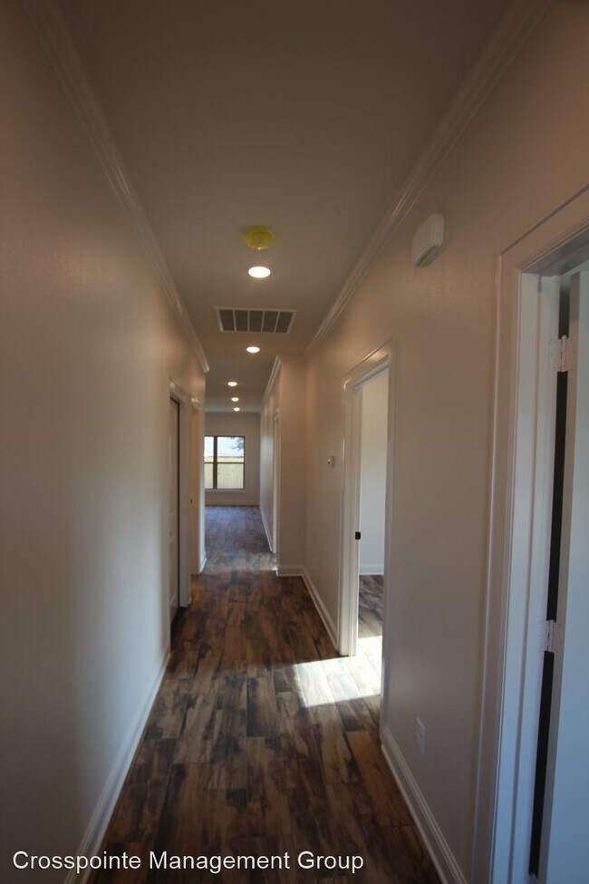 Foto del edificio - 3 br, 2 bath House - 828 Lindsey Ln