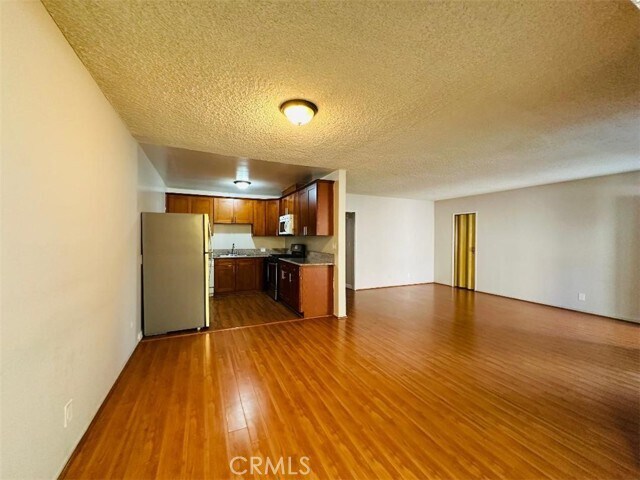 Foto del edificio - 703 E California Blvd