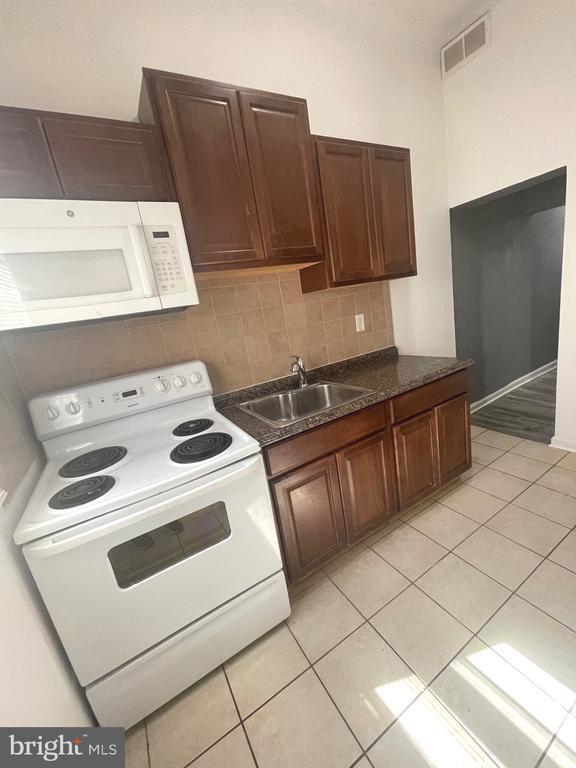 Foto del edificio - 519 Mosher St