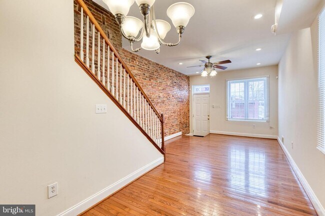 Building Photo - Welcome to 1111 W. Ostend Street in the hi...